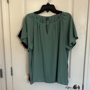 Set of 3 Flutter Sleeve Blouse